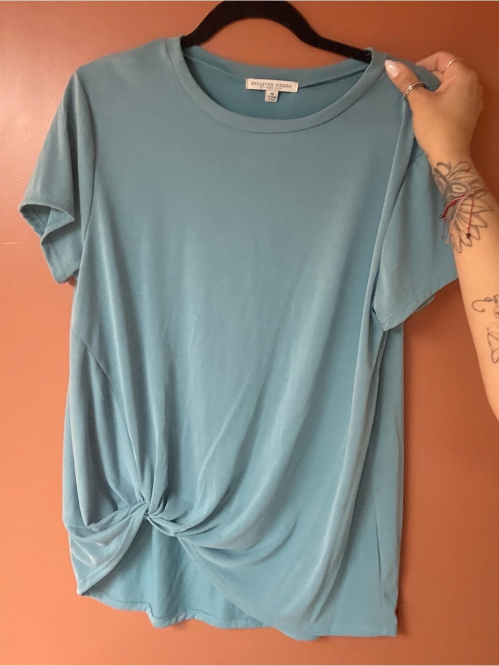 Twist-Front Tshirt - Light Blue
